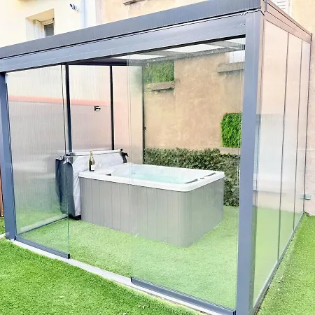 Loft Luxe - Jacuzzi - Sauna - Cinema Διαμέρισμα