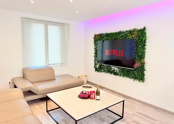 Loft Luxe - Jacuzzi - Sauna - Cinéma *