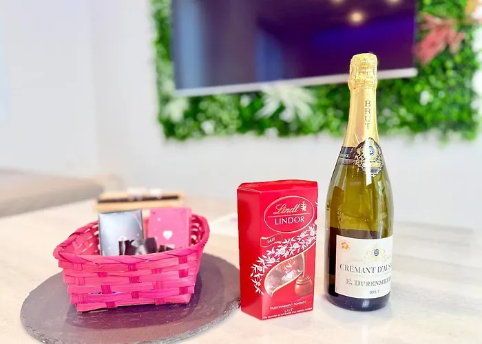 Loft Luxe - Jacuzzi - Sauna - Cinema Apartman Nancy