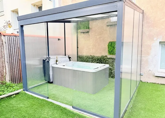 Loft Luxe - Jacuzzi - Sauna - Cinema Apartman